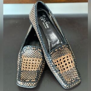 Raffaella Venturini brown and black leather loafers size 9 Eu 40